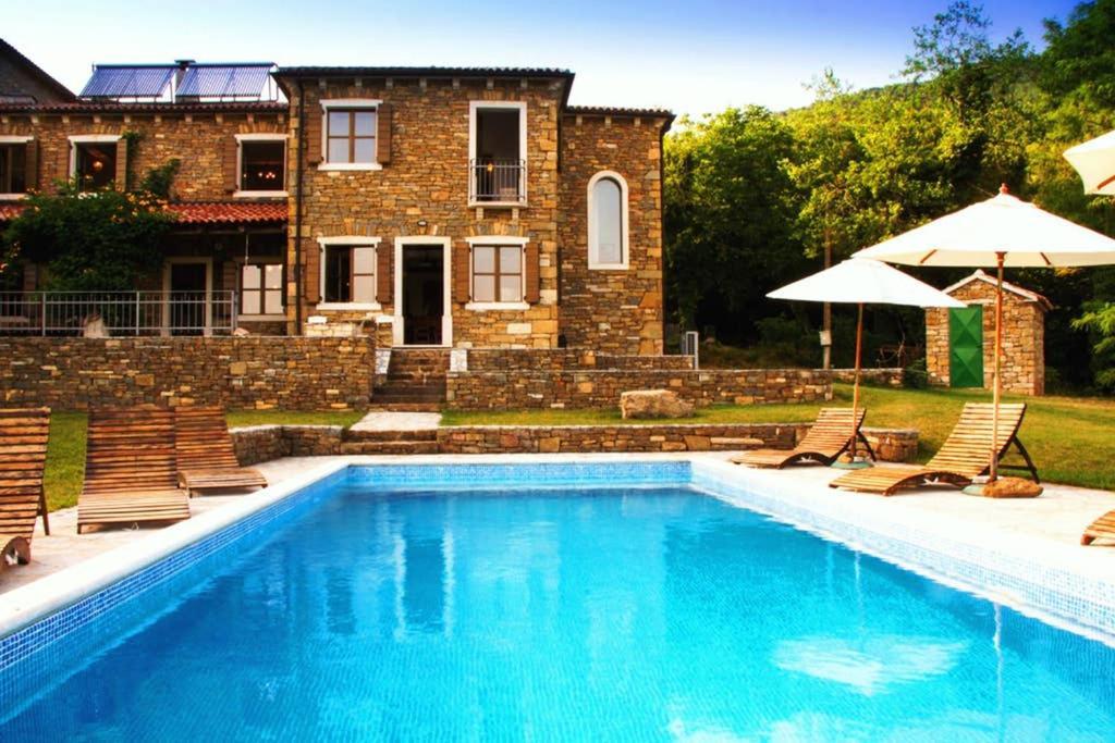 Villa Bazjaki - Beautiful Stone Villa In Istria With Private Pool Livade Zewnętrze zdjęcie